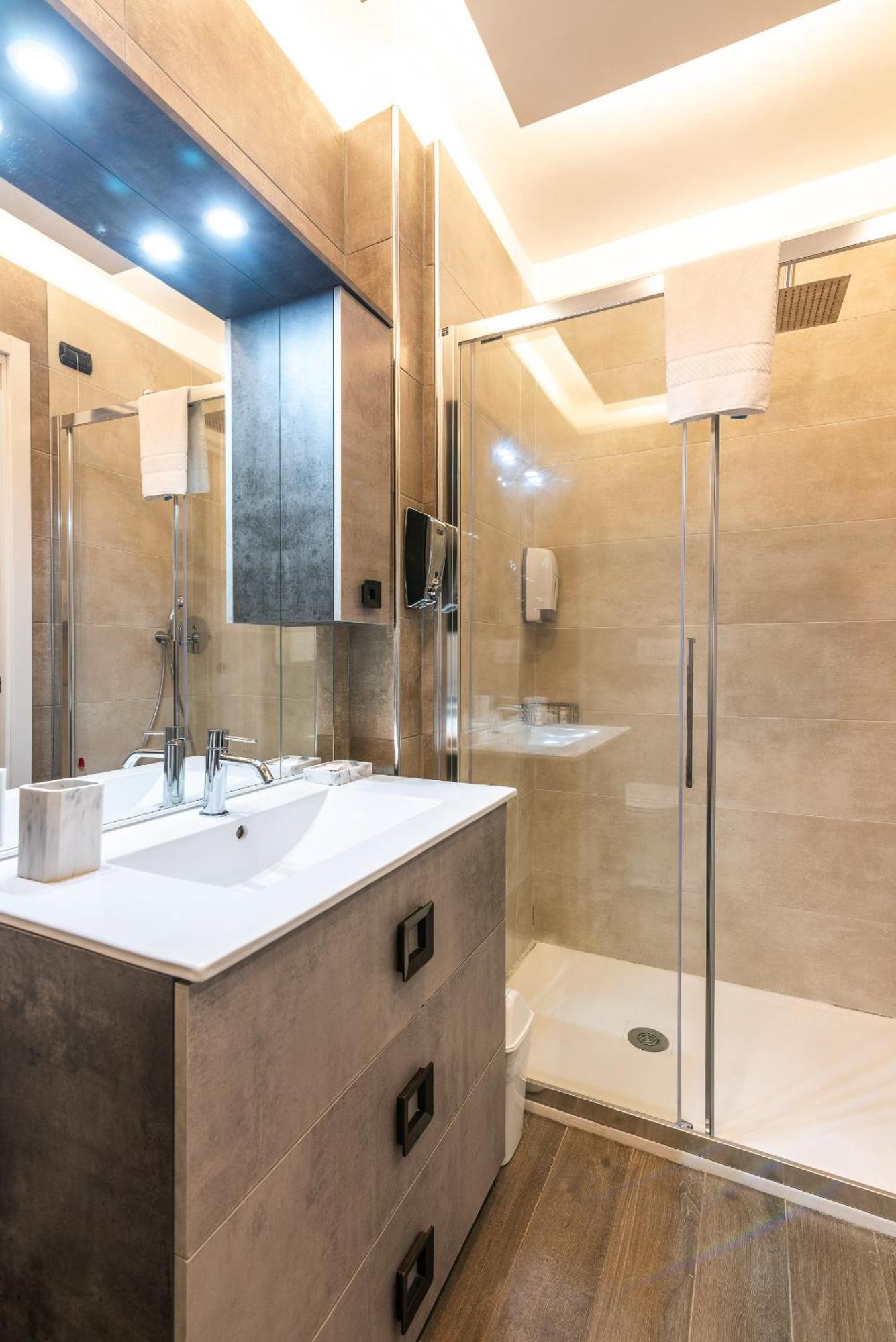 Double L Luxury Suite Milán Exterior foto